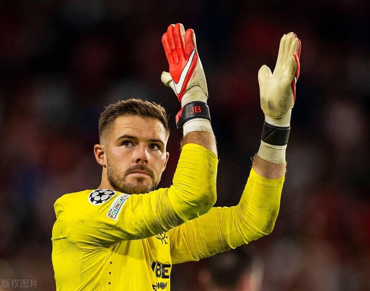 包含荷甲倒计时，埃因霍温今晚扳平良机，细节引发关注，质疑声仍在，身体对抗强度拉满的词条